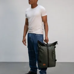 New Rebels ® Heaven Urban Transport - Rugzak -Rugtas - Laptopvak - Polyester - Zwart