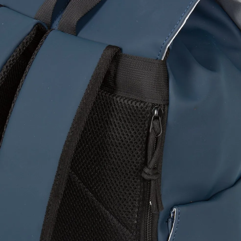 New Rebels ® Mart - PU - Laptop - Rugtas - Rugzak - Waterafstotend - Navy Blauw
