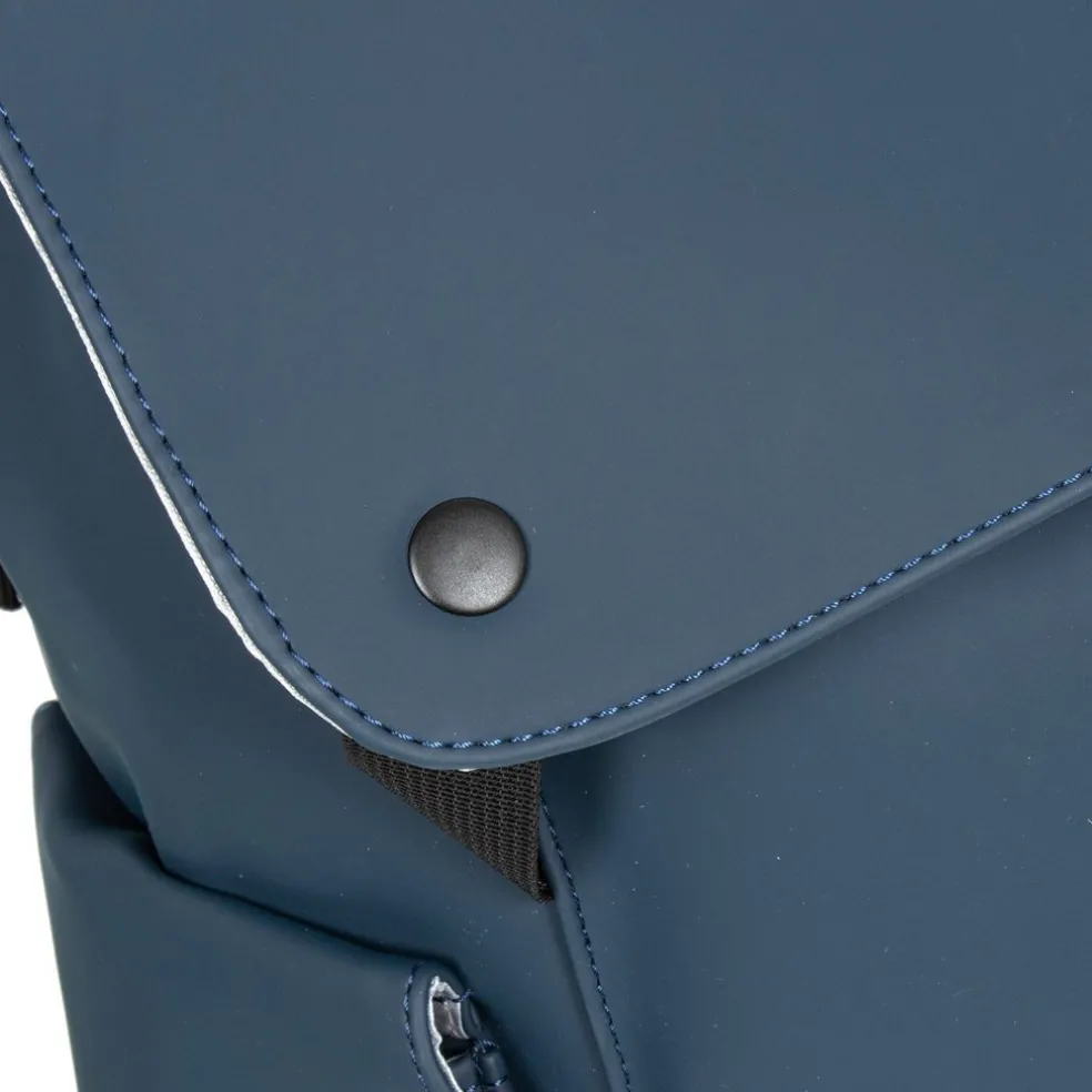 New Rebels ® Mart - PU - Laptop - Rugtas - Rugzak - Waterafstotend - Navy Blauw