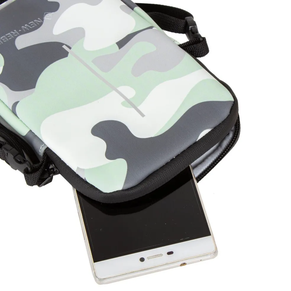 New Rebels ® Mart - Waterafstotend - Telefoontas - Telefoontasje - Army Camouflage Mint