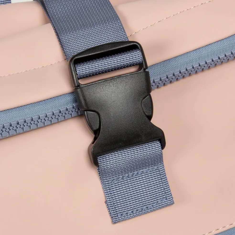 New Rebels ® Tim - Rolltop - Rugtas - Rugzak - Waterafstotend - Zacht Roze/Lila