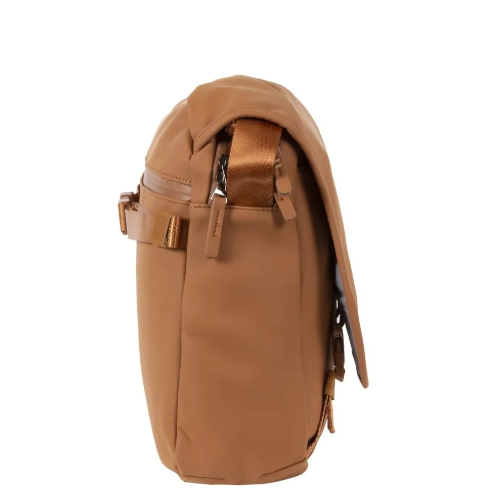 New Rebels ® William - Schoudertas - Cognac 10L - Waterafstotend
