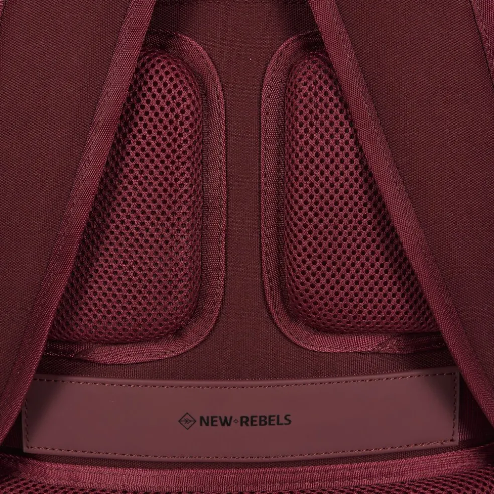 New Rebels Bruce Milwaukee Burgundy 18L Rugzak Waterafstotend Laptop 15.6"
