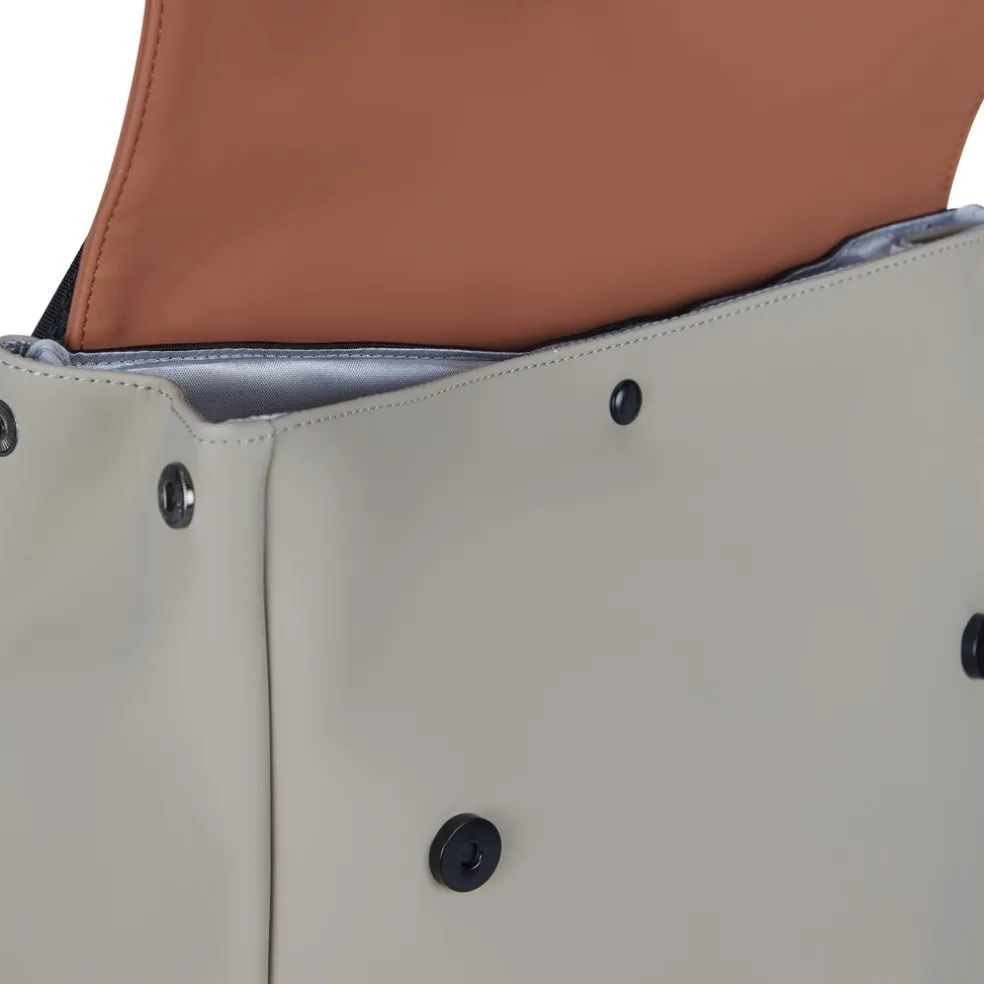 New Rebels Fane Lincoln Oranje 17L Rugtas met Flap Waterafstotend Laptop 15.6"