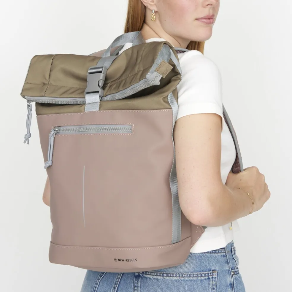 New Rebels Ferron New York Rolltop Rugzak 16L Oud Roze