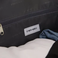 New Rebels Flora Weston Duffel Wit 54L Trolley Waterafstotend