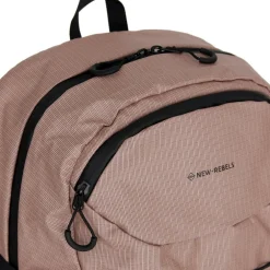 New Rebels Hugo Carmichael Waterdichte Rugzak: Hiking Rugtas van 26 Liter Old Pink