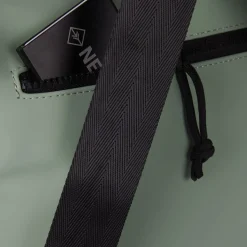 New Rebels Mart Art Los Angeles Amandelbloesem Mini 7L Rugzak Rolltop Waterafstotend