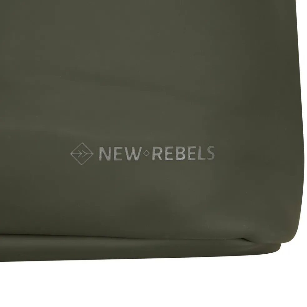 New Rebels Mart Los Angeles Nachtgroen 7L Rolltop Rugzak Waterafstotend