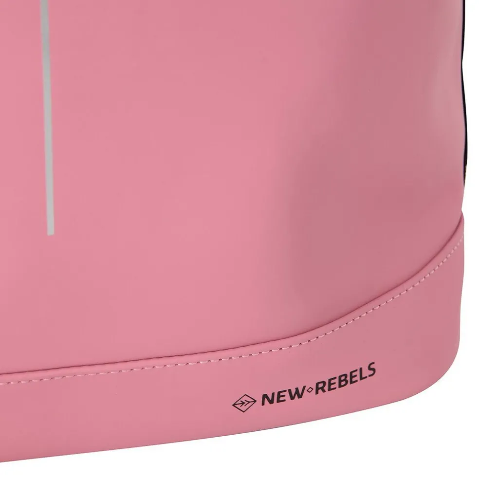 New Rebels Mart New York Cotton Candy 21L Rugtas Rolltop Waterafstotend Laptop 15.6"