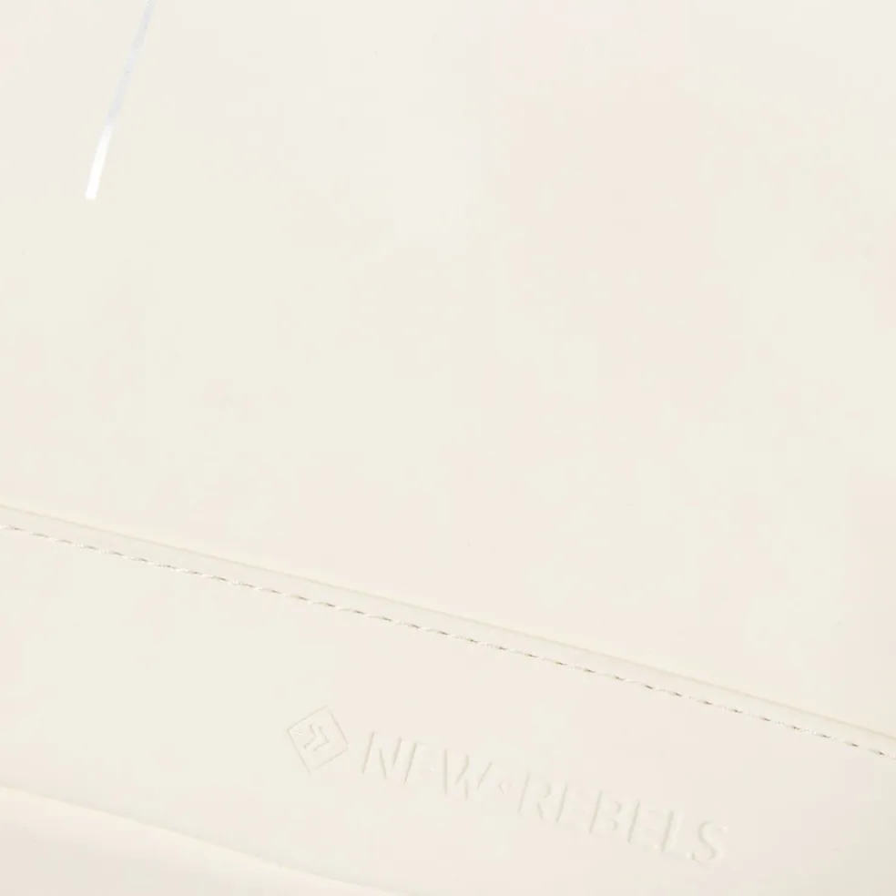 New Rebels Mart New York Off White 21L Rugtas Rolltop Waterafstotend Laptop 15.6"