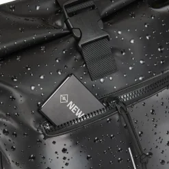 New Rebels New York Droplets Rolltop Rugzak – Waterafstotend – 21 Liter – Laptopvak