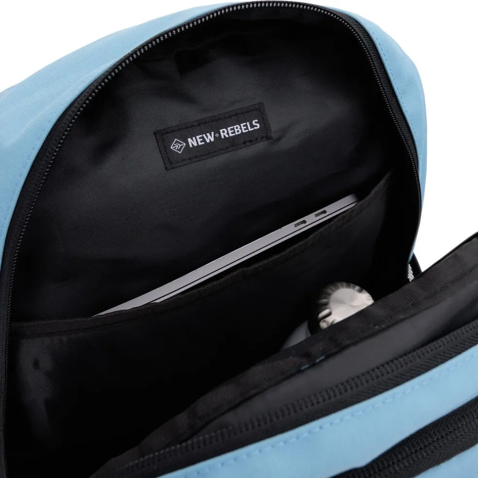 New Rebels Otis - Milcreek Rugtas 25L - Duotone - duurzaam waterafstotend polyester - 15.6" laptop - Zachtblauw