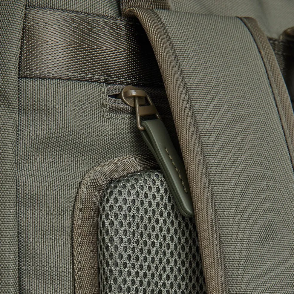 New Rebels Ribbi Milwaukee – Laptoptas Schooltas Werktas 15.6 inch Laptopvak Rugzak Rib Fabric 18L Sage Green
