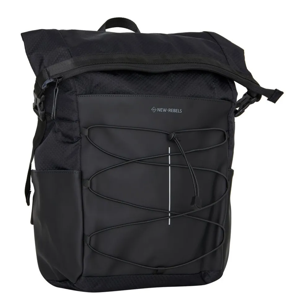 New Rebels Trondheim Windsor Rolltop Rugzak Zwart