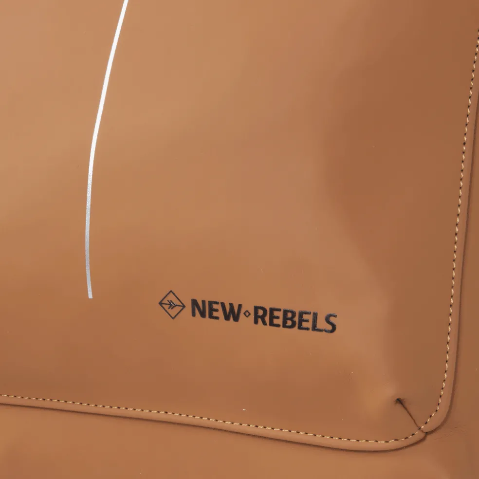 New Rebels William Baltimore Cognac 13L Rolltop Rugzak Waterafstotend Laptop 14"