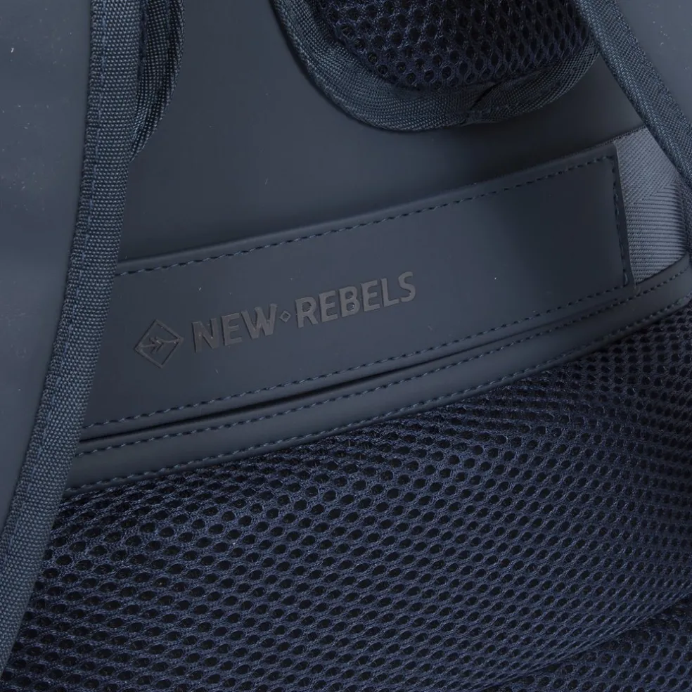 New Rebels William Milwaukee Navy 18L Rugzak Waterafstotend Laptop 15.6"