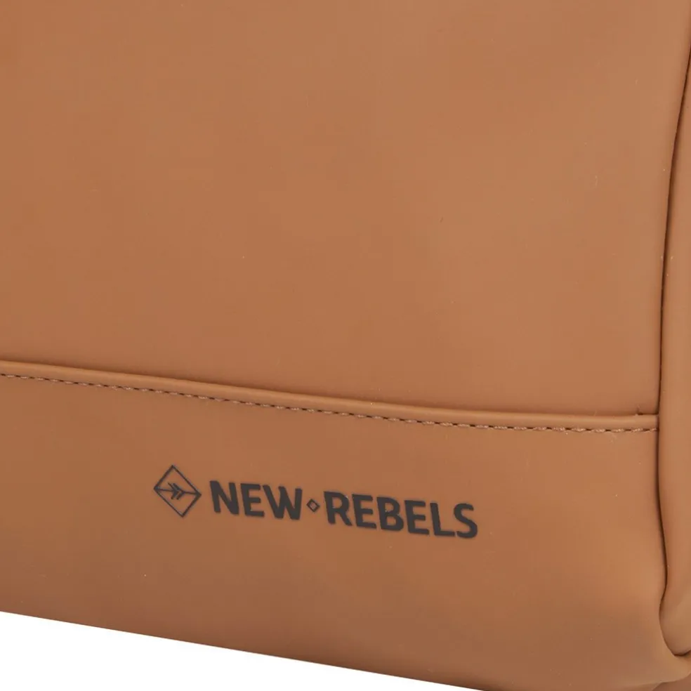 New Rebels William Milwaukee Cognac 18L Rugzak Waterafstotend Laptop 15.6"