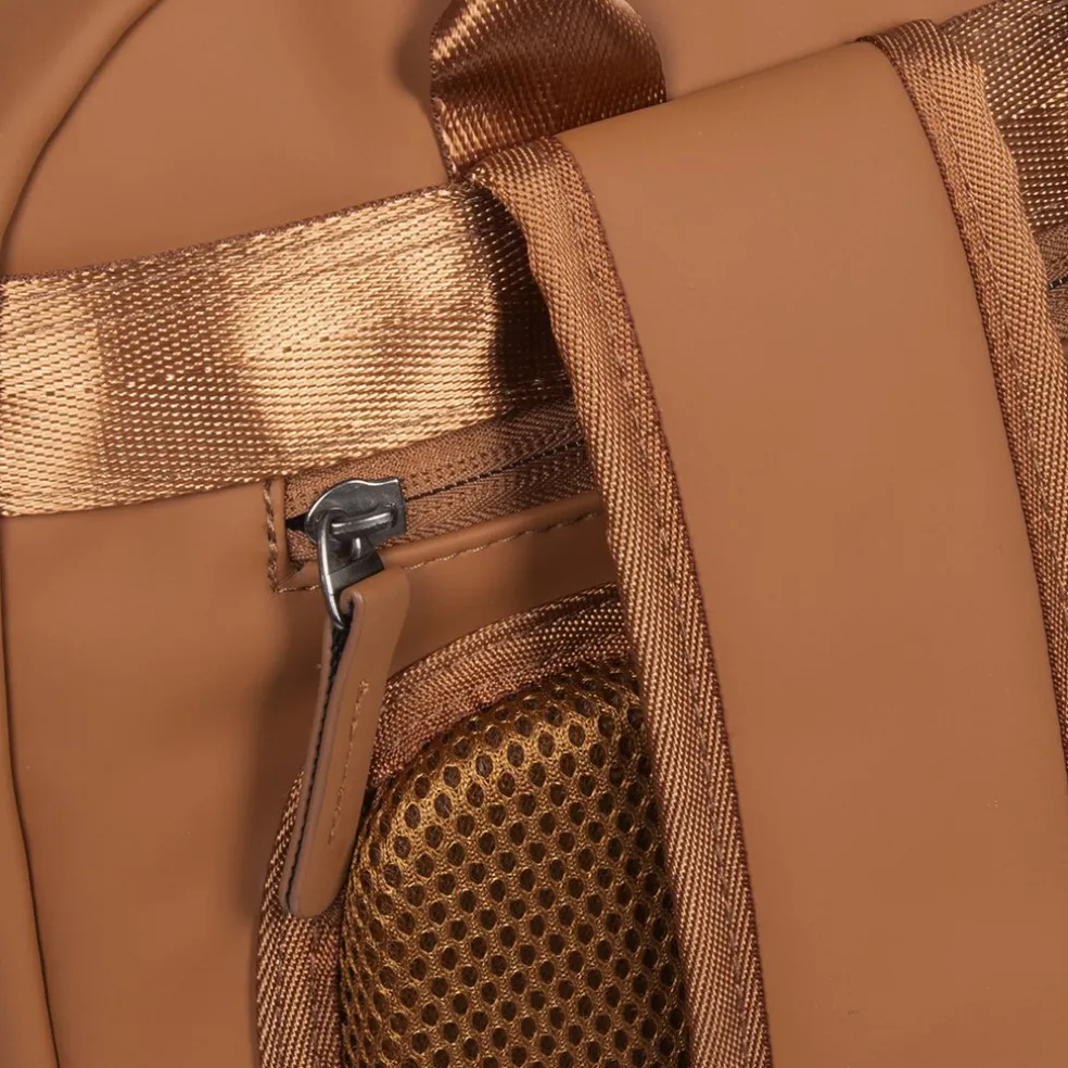New Rebels William Milwaukee Cognac 18L Rugzak Waterafstotend Laptop 15.6"