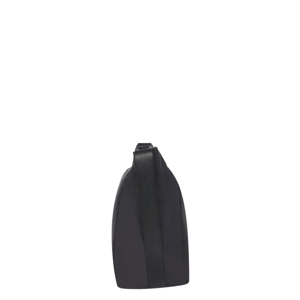 New Rebels Willow Dundalk Zwart 19L Schoudertas
